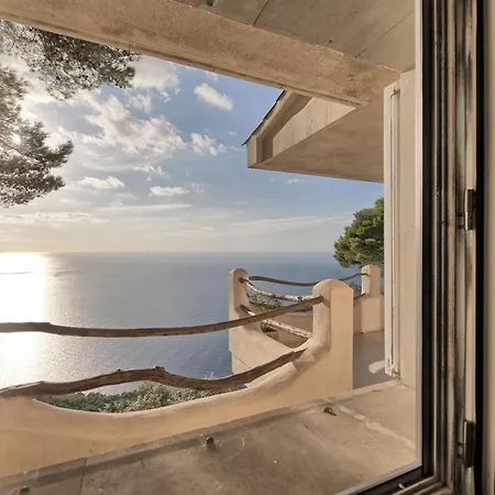 Miramar Villa *