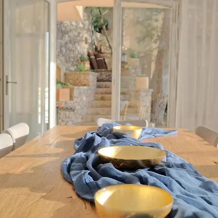 Miramar Villa